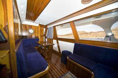 Salon intérieur sur King Snefro 3 croisière plongée yacht à moteur à Sharm el Sheikh en Egypte